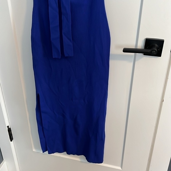 Wilfred/Aritzia Ribbed Halter Dress With Side Slit - Picture 7 of 8